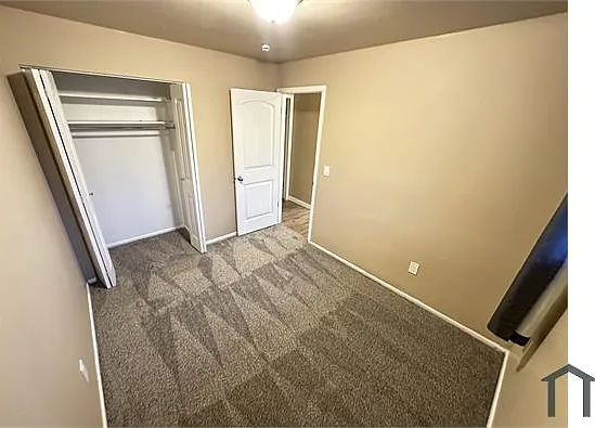 259 W Pioneer Cir — Photo 8