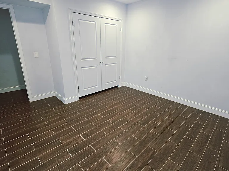 657 N 11th St #2 — Photo 10