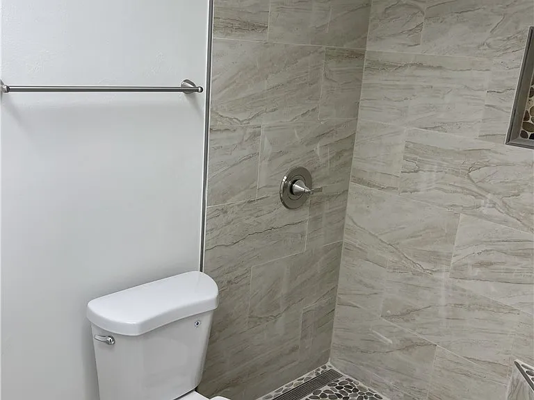206 Golf Villas Ct NW — Photo 6