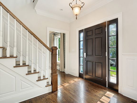 2nd image of 11 Harmony Dr