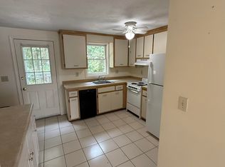 59 Stonegate Ln, Derry, NH 03038