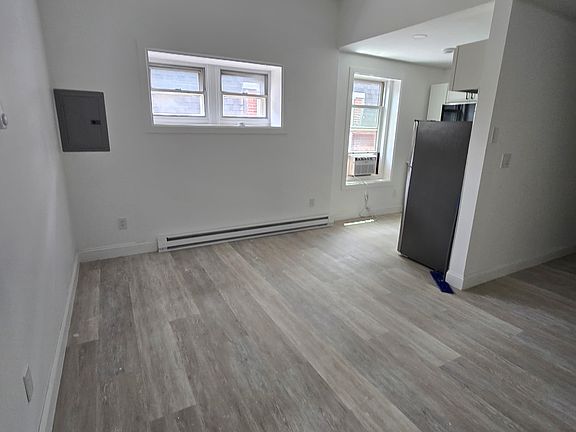 2nd image of 4514 Osage Ave #3F