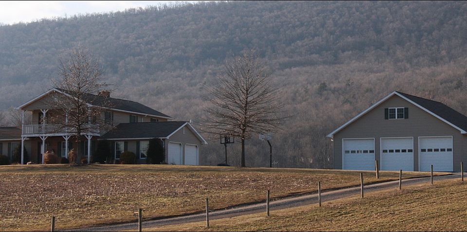2nd image of 3223 Seagertown Rd