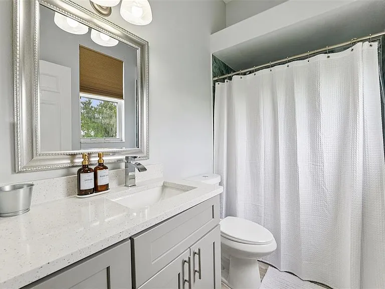 13049 Thoroughbred Dr — Photo 26