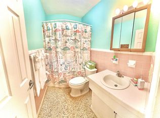812 Bayou Ave #C, Tarpon Springs, FL 34689