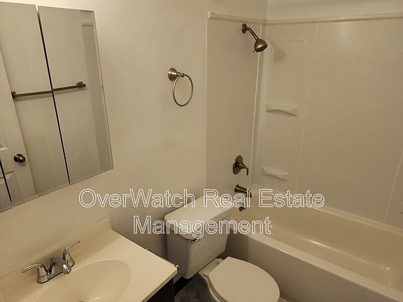 5th image of 717 N Bliss St APT 2