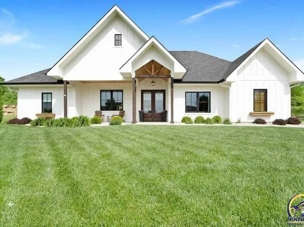 3441 Vanesta Dr, Manhattan, KS 66503