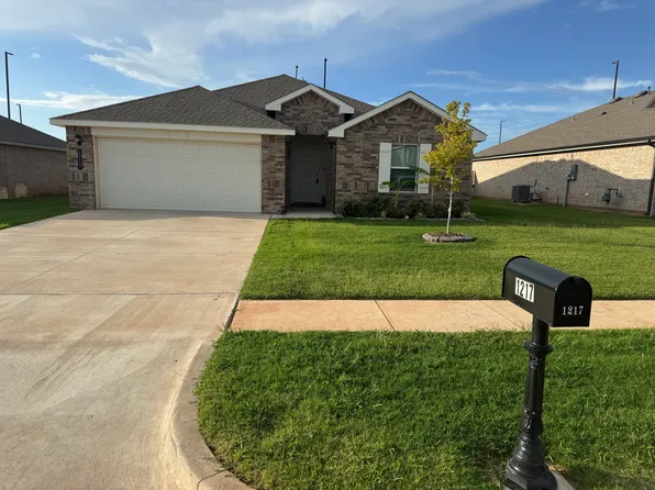 1217 E Stetson Ln, Mustang, OK 73064