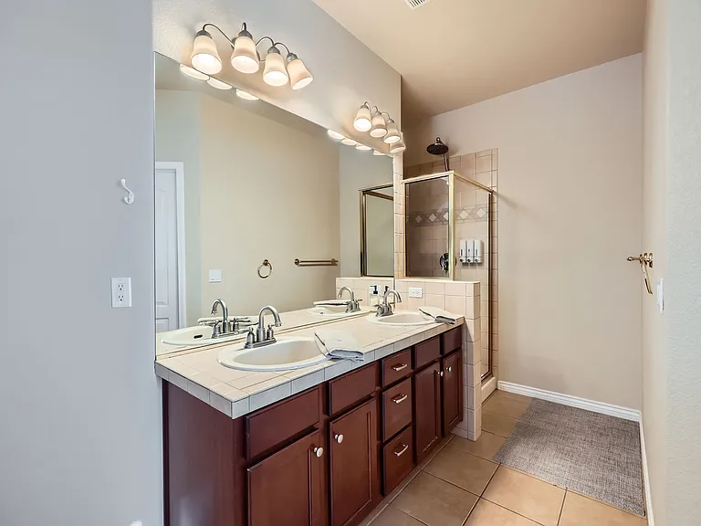 2654 Cinnabar Rd — Photo 3