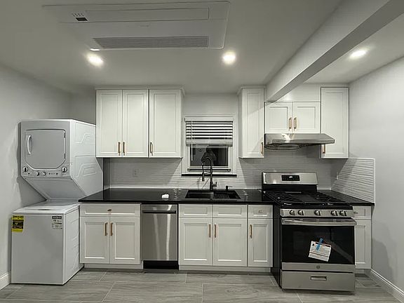 5th image of 20315 42nd Ave APT 2A