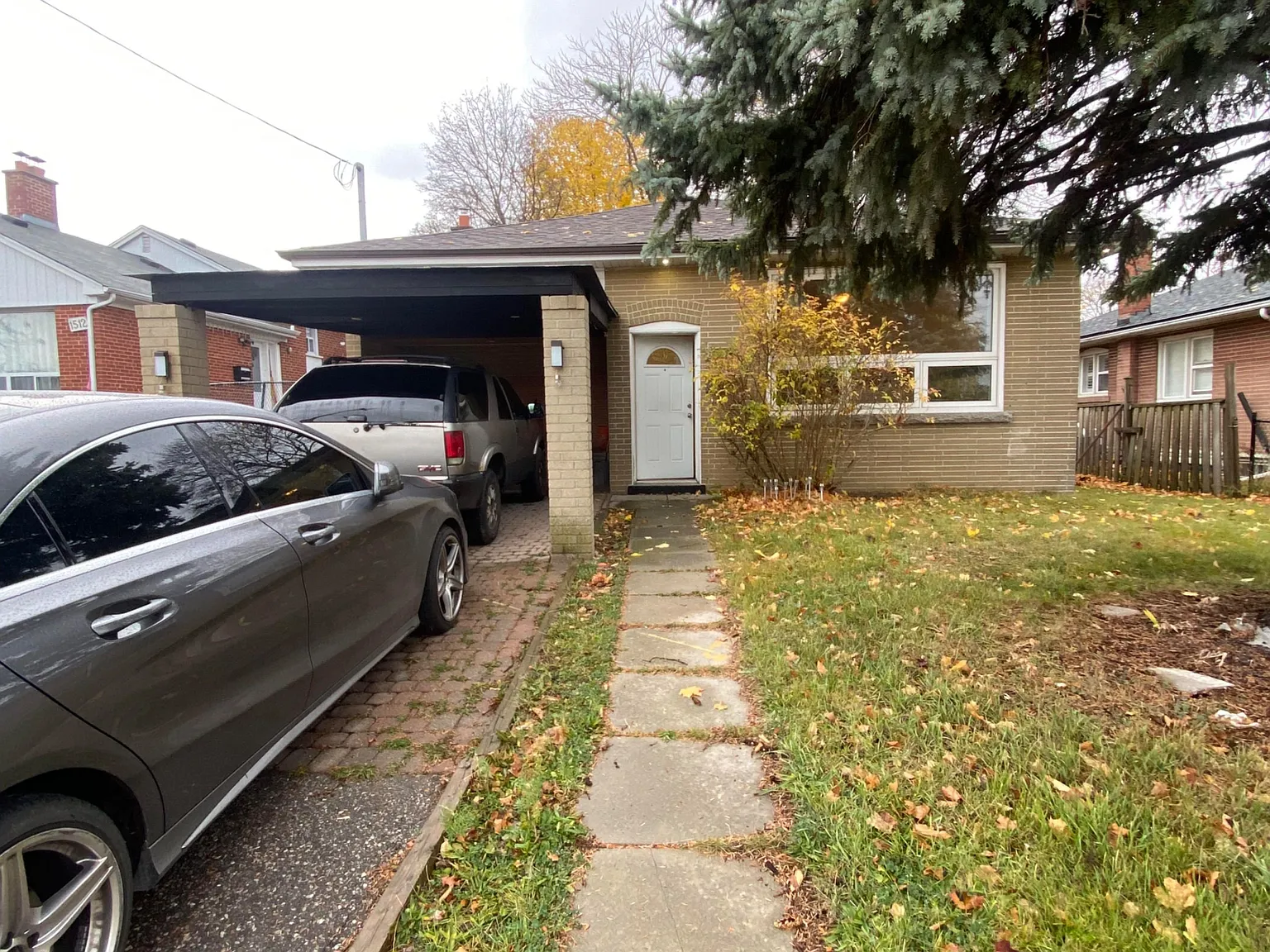 3 bed, $2,200 — Photo 1