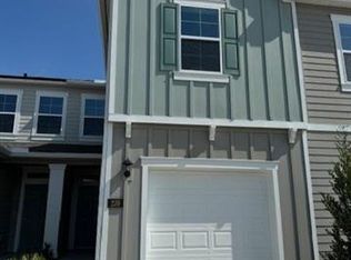 292 Redbud Rd, Palm Coast, FL 32137