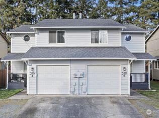 319 10th Ave SE UNIT A & B, Puyallup, WA 98372