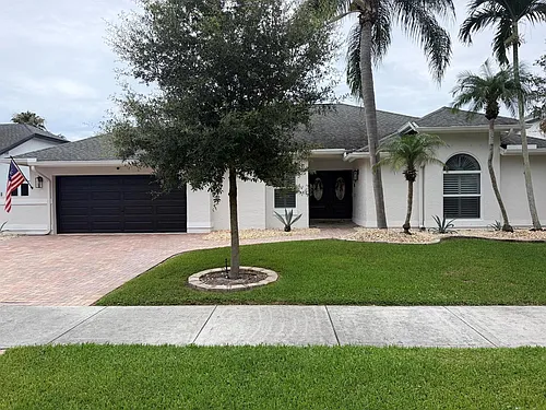5142 NW 43rd Ave Photo 1