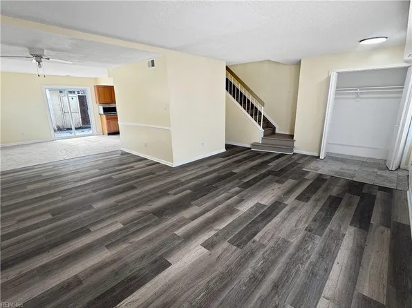 3769 Governors Way, Virginia Beach, VA 23452