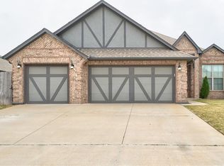 2121 Timber Xing, Yukon, OK 73099