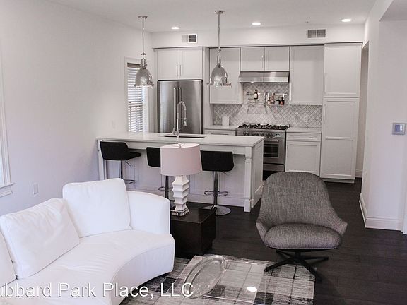 3rd image of 780 Park St #200P