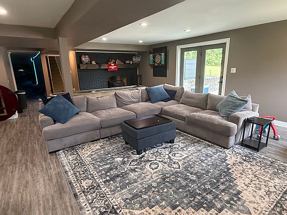 3rd image of 1961 Haven Ln #1