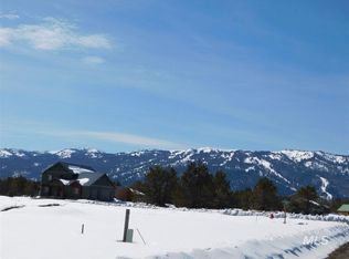 141 Loomis Ln, Donnelly, ID 83615