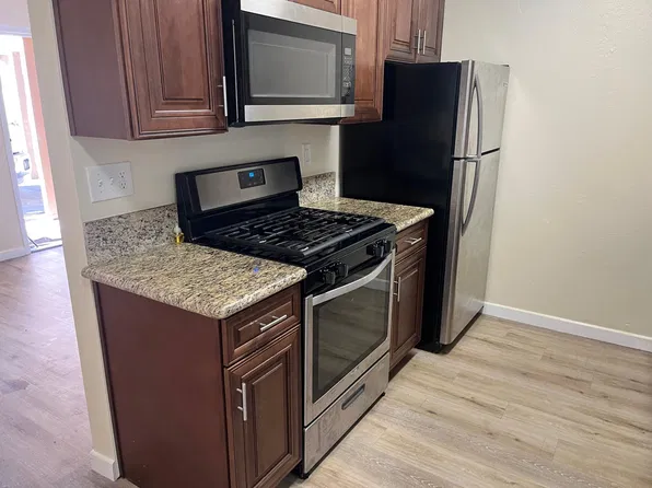 1232 Division St APT D, Oceanside, CA 92054