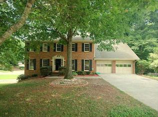 6 Ridgewood Creek Dr, Acworth, GA 30102