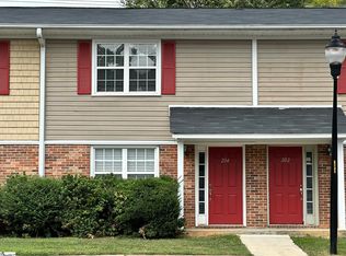 204 Emerald Park Ct, Simpsonville, SC 29681