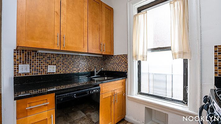 1st image of 411 Saint Johns Pl APT 3