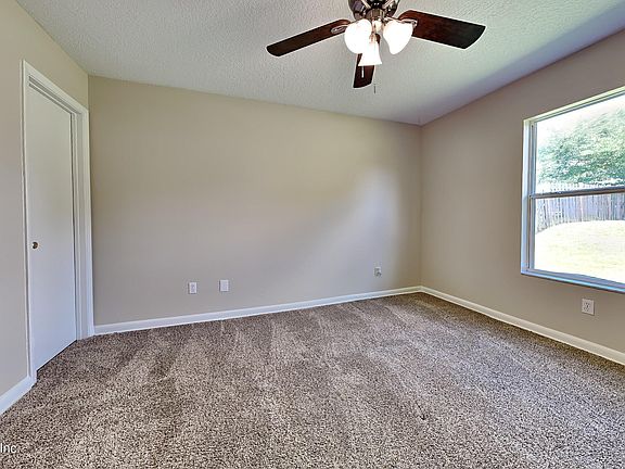 5th image of 2873 N NINTH Street