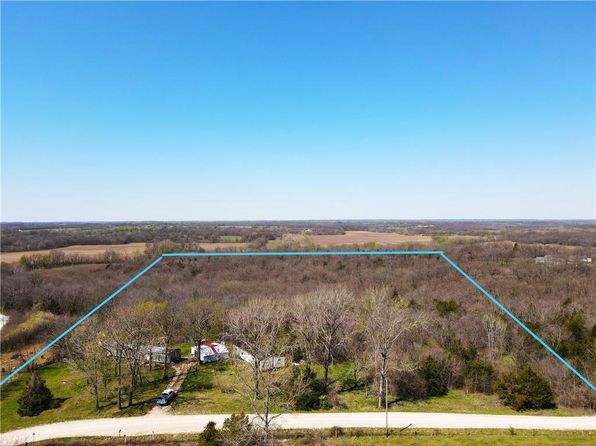658 NW 871st Rd, Centerview, MO 64019
