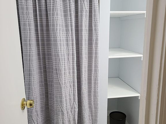 3rd image of 11635 Newburgh St #3