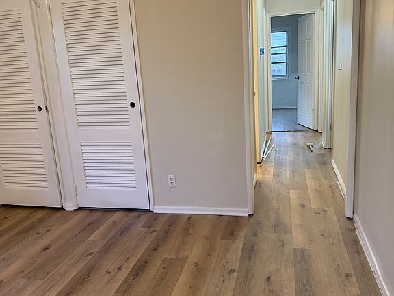 3rd image of 3225 Winton Ave