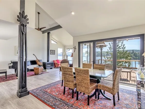 211 N Bay Ln Unit 6, Port Ludlow, WA 98365
