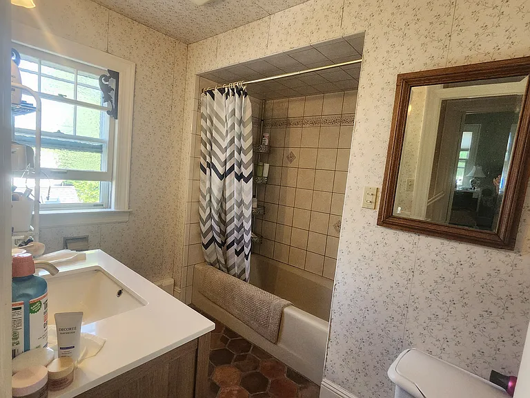9 Dawes Ave — Photo 11