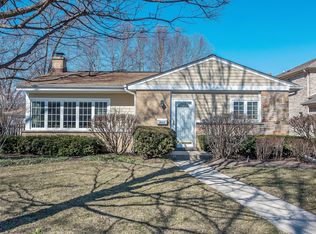 2322 Birchwood Ave, Wilmette, IL