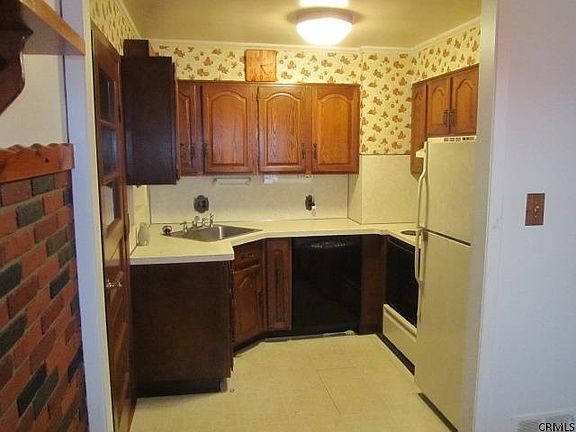 4th image of 78 Ramsey Pl