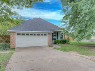 427 Kennie Rd, Shreveport, LA 71106