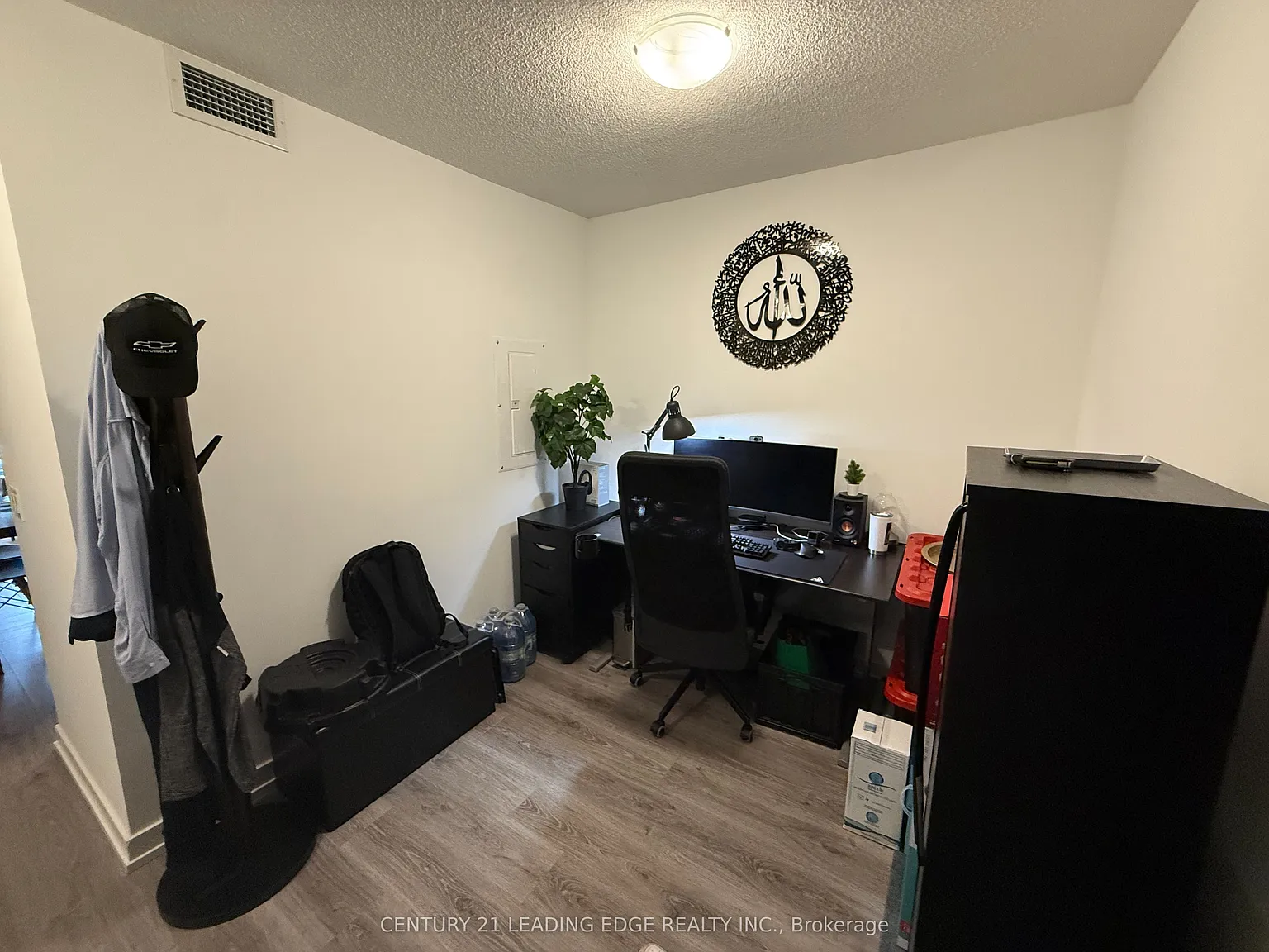 2 bed, $2,200 — Photo 4