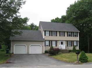 15 Brittany Ln, Billerica, MA 01821