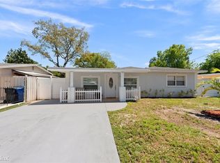 7413 N Arrawana Ave, Tampa, FL 33614