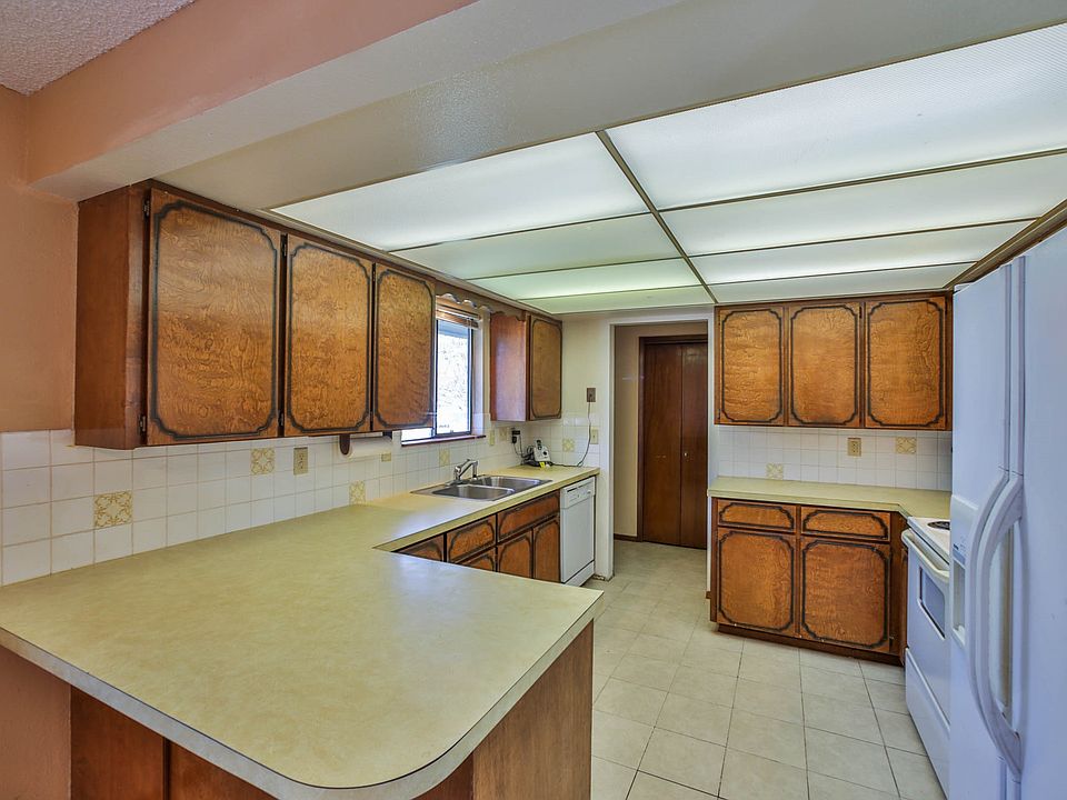 1st image of 11718 N King Arthur Ct
