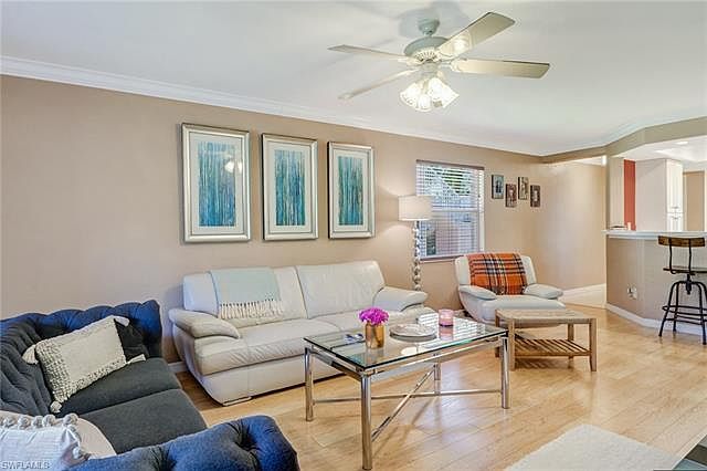 Home For Sale In Morton Grove