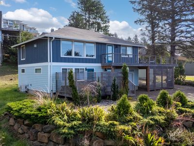 1555 Hillcrest Ave, Oceanside, OR, 97134