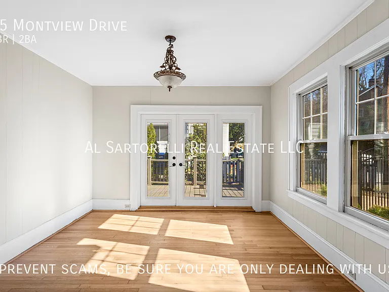 65 Montview Dr — Photo 3