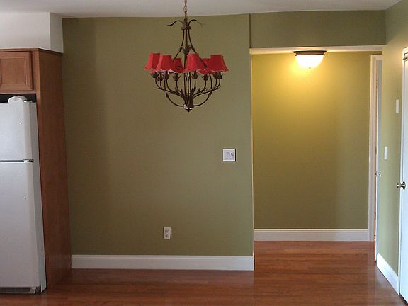 4th image of 65 Elmwood Park Dr APT 27B
