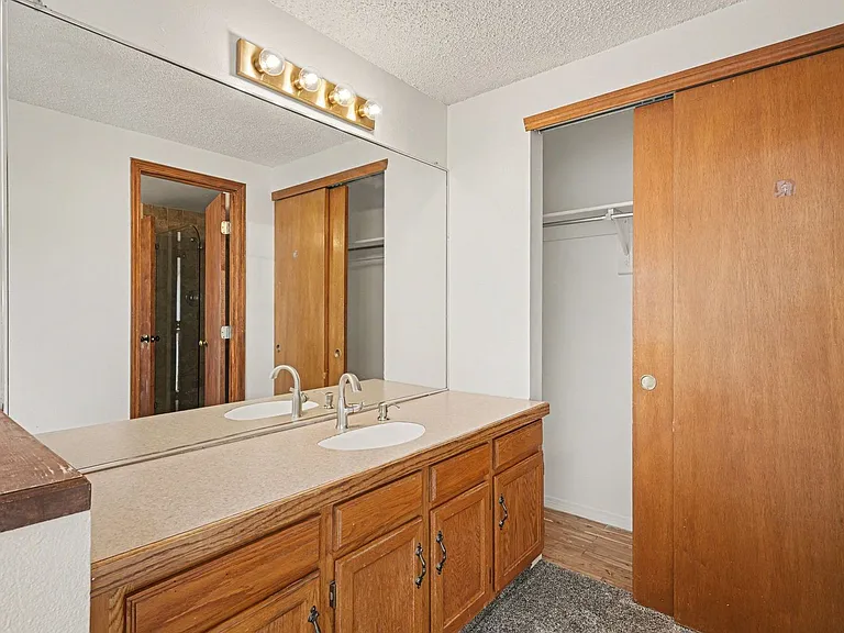1915 S Hannibal St #D — Photo 11