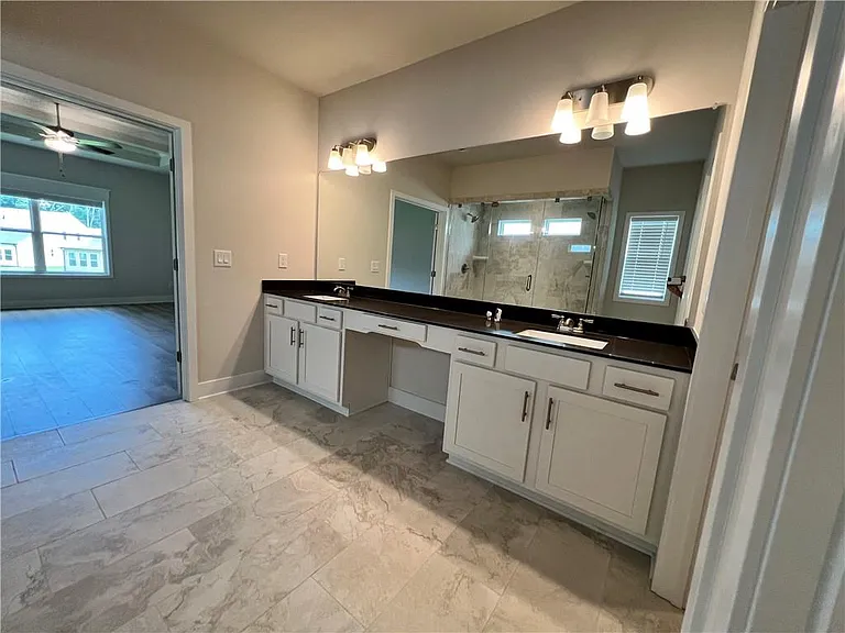 905 Winding Rose Dr — Photo 24