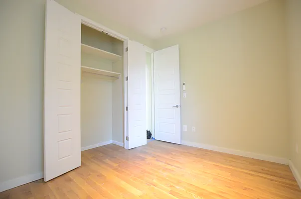 Rented by Miron Realty Group | media 24