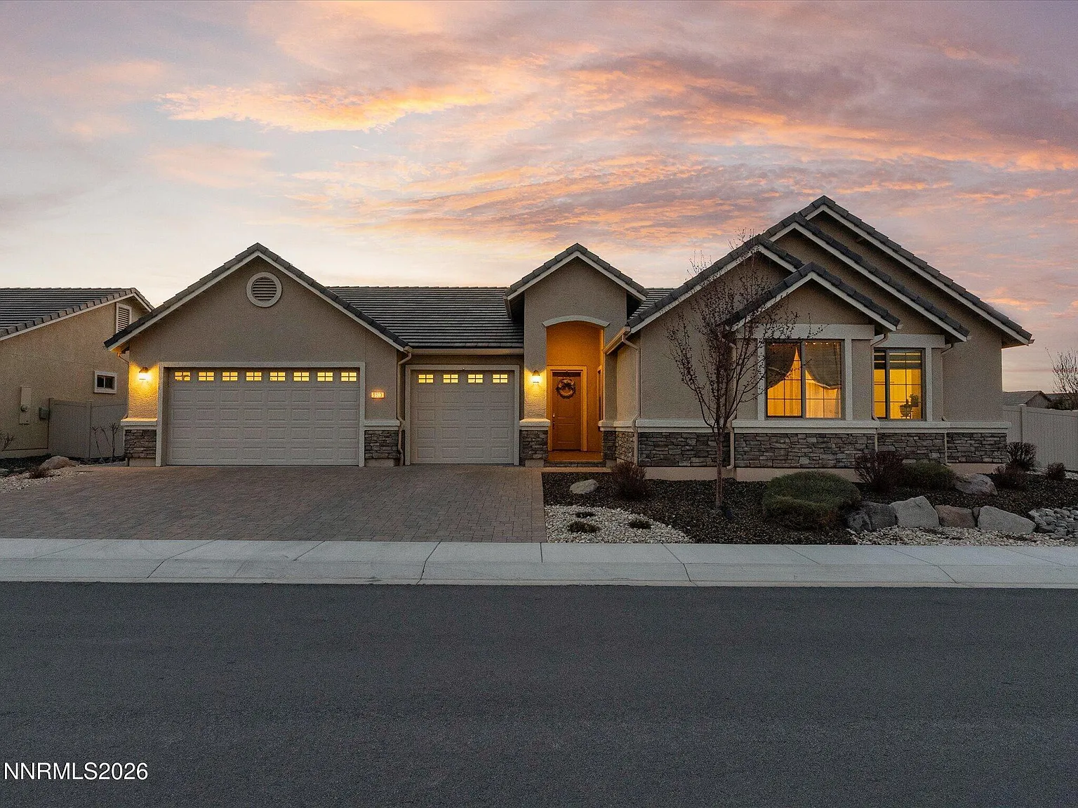 9803 Ash Meadow Dr photo 1