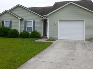 829 Main St, Swansboro, NC 28584
