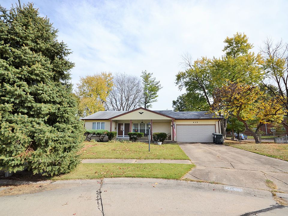 1st image of 415 White Birch Way